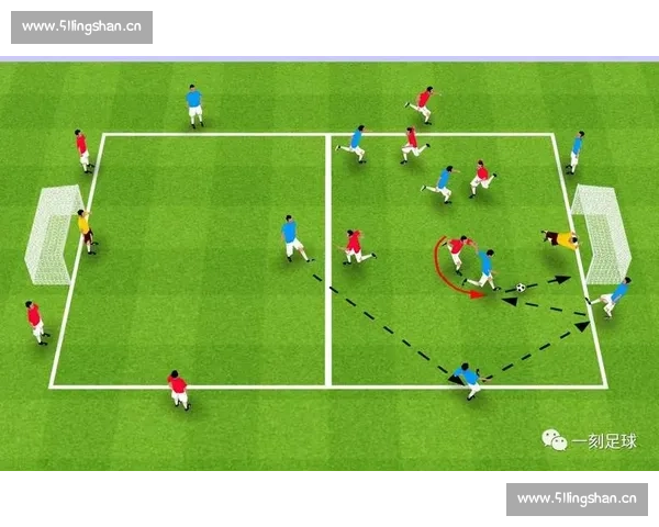 速度型球员引领攻防节奏的现代足球战术革新探索与团队协作价值解析